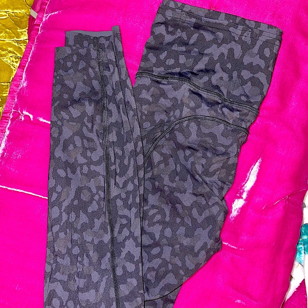 Lululemon Fast and Free Tight 25” Formation Camo Sz 4